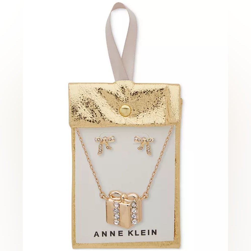 Gold-Tone Present Pendant Necklace & Earrings Set product don't have any rev